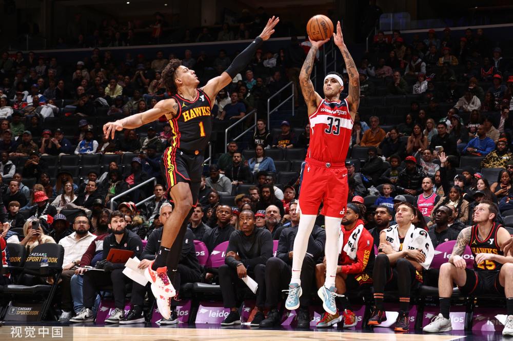 埃斯图皮尼 埃斯图皮尼