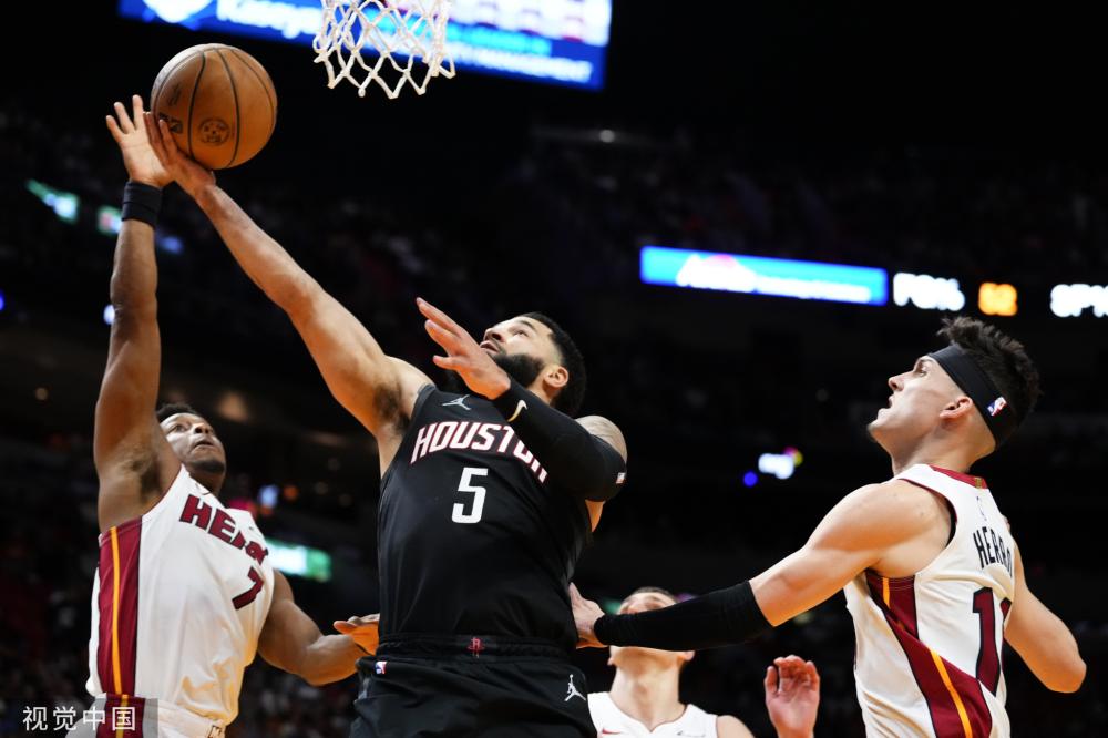 且战且看 且战且看