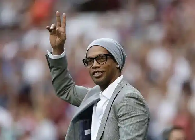 加利亚尔迪 加利亚尔迪