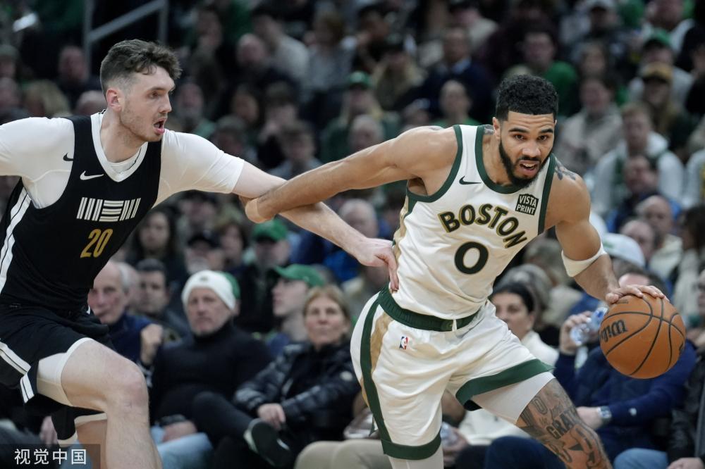 乐部替补席 乐部替补席